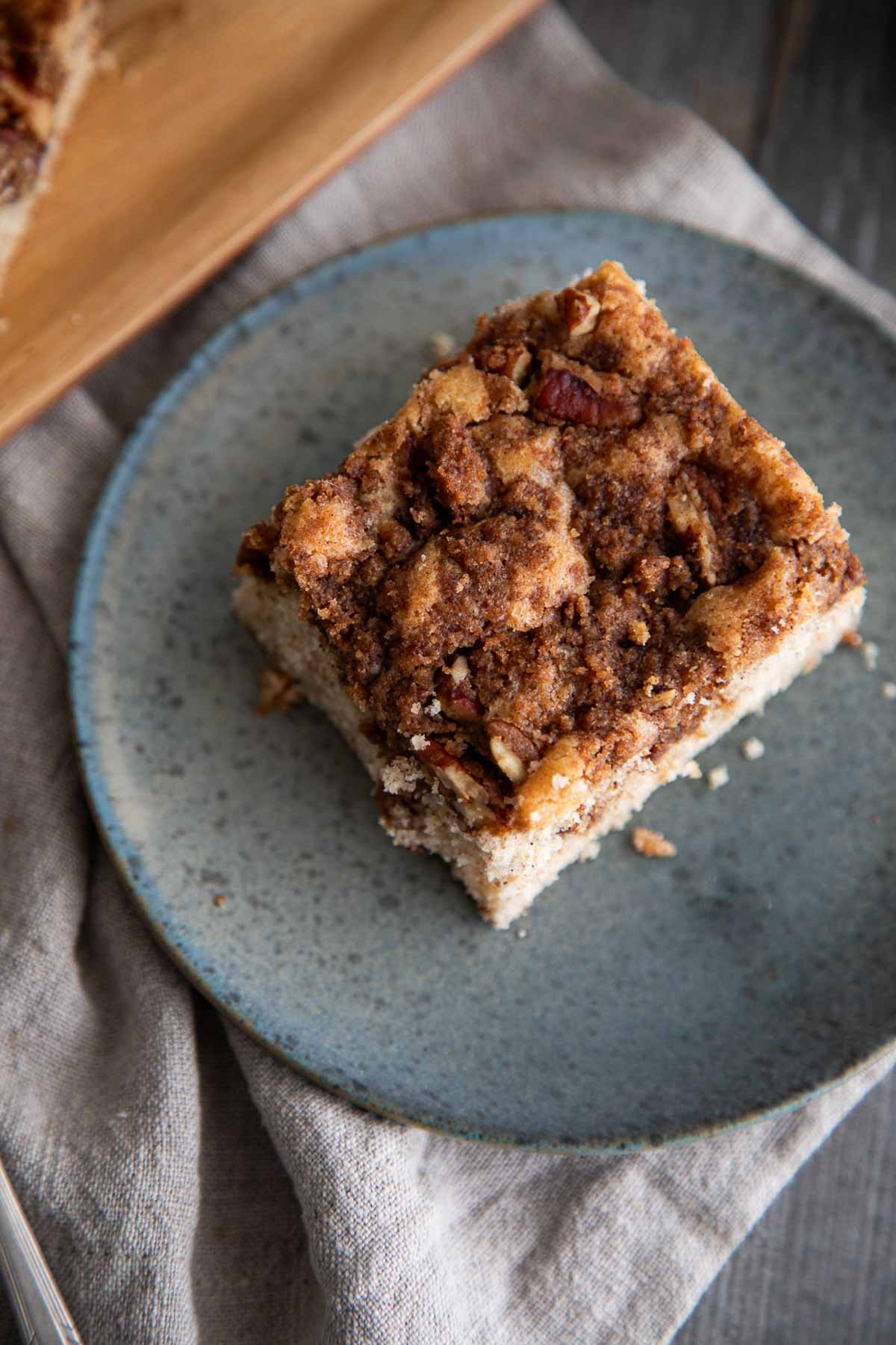 cinnamon streusel coffee cake