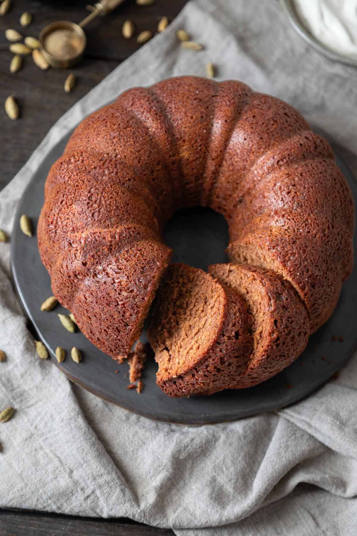 Cardamom Cake