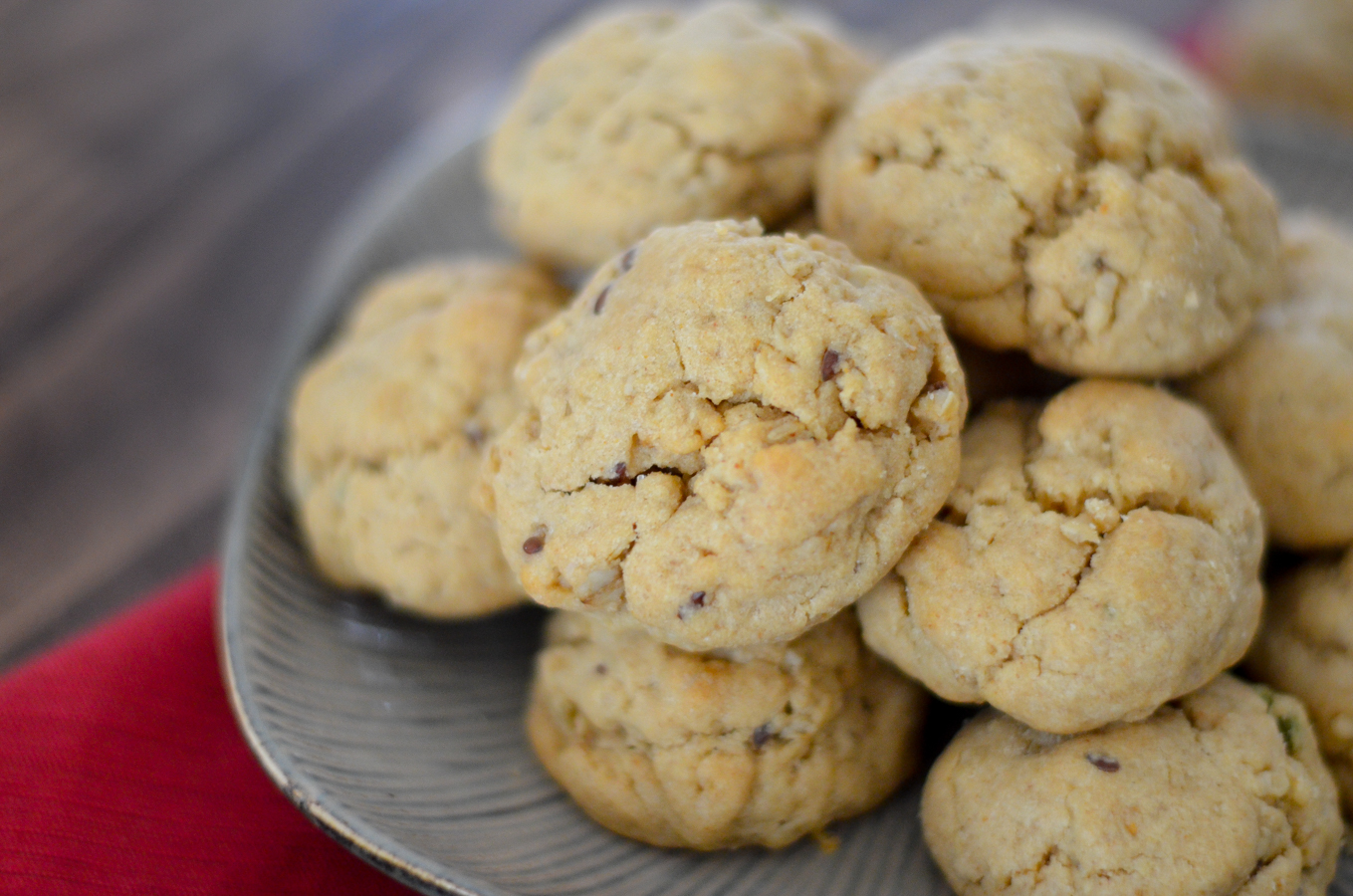 Peanut Butter Granola Cookies