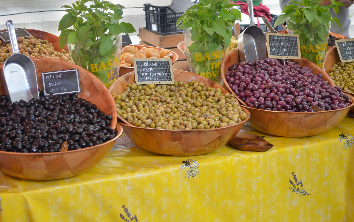 French Markets in Provence - Saint-Rémy-de-Provence Market Photos