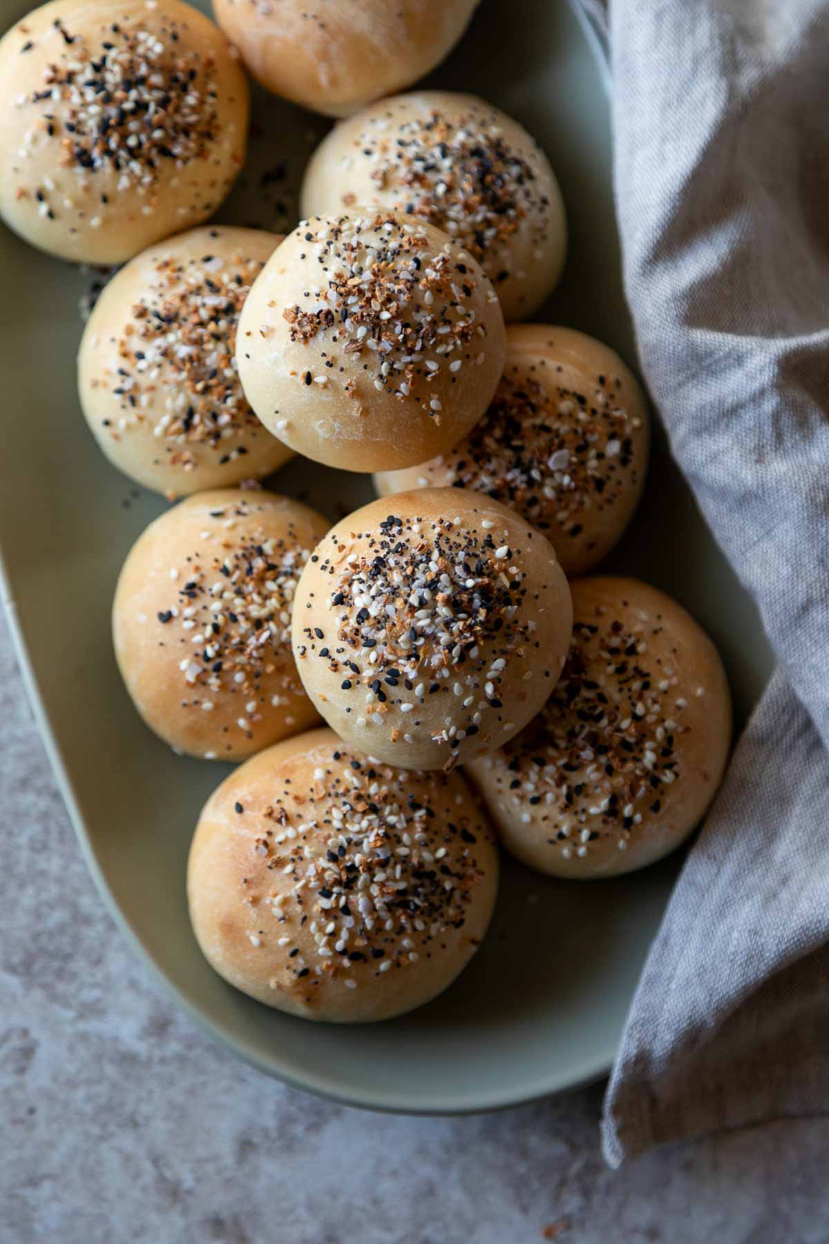 everything bagel seasoning focaccia rolls