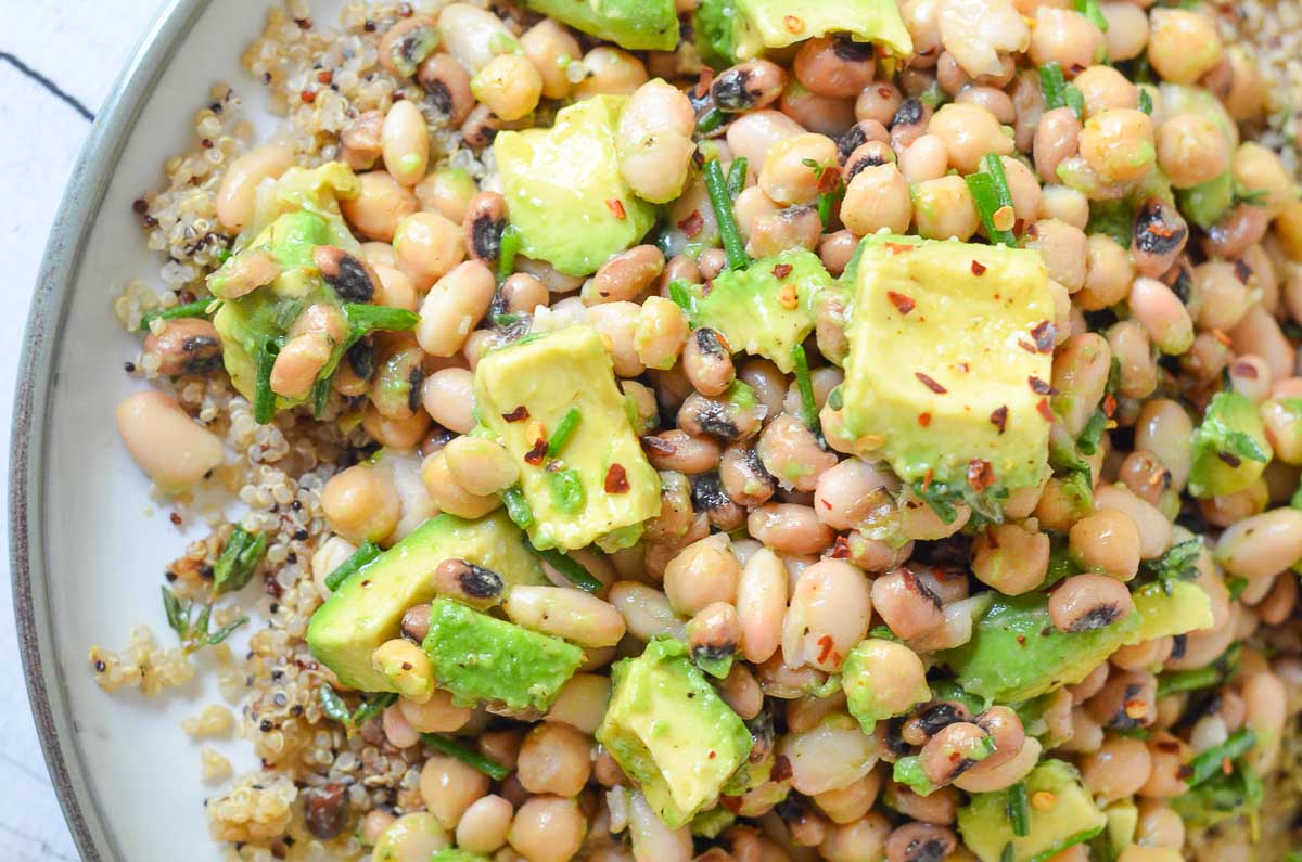 avocado chickpea salad