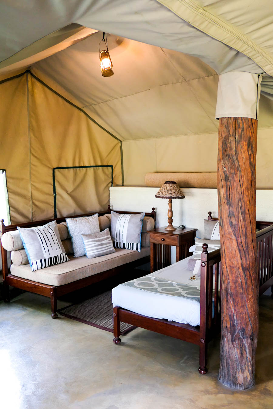 Where to Stay in Hwange National Park - The Hide Photo Review