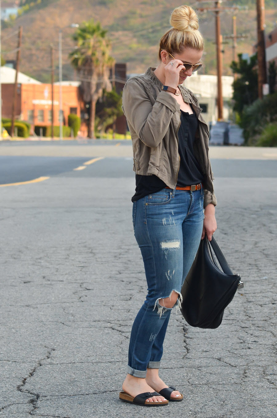 Birkenstocks + Jeans - Chic Birkenstocks Outfit Ideas for Women-