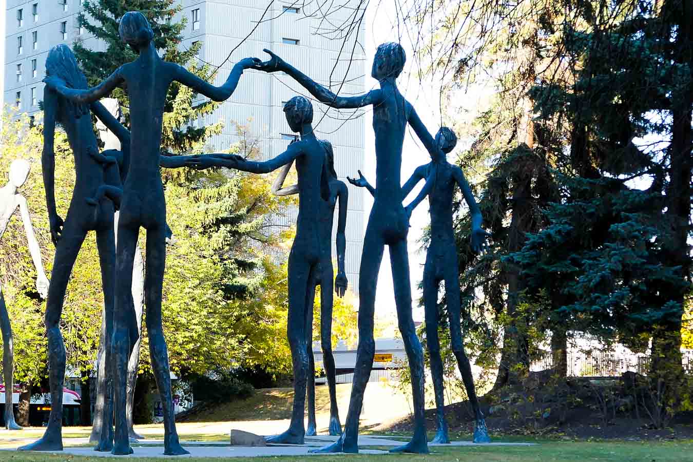 Calgary Modern Art - Very Tall People Statues