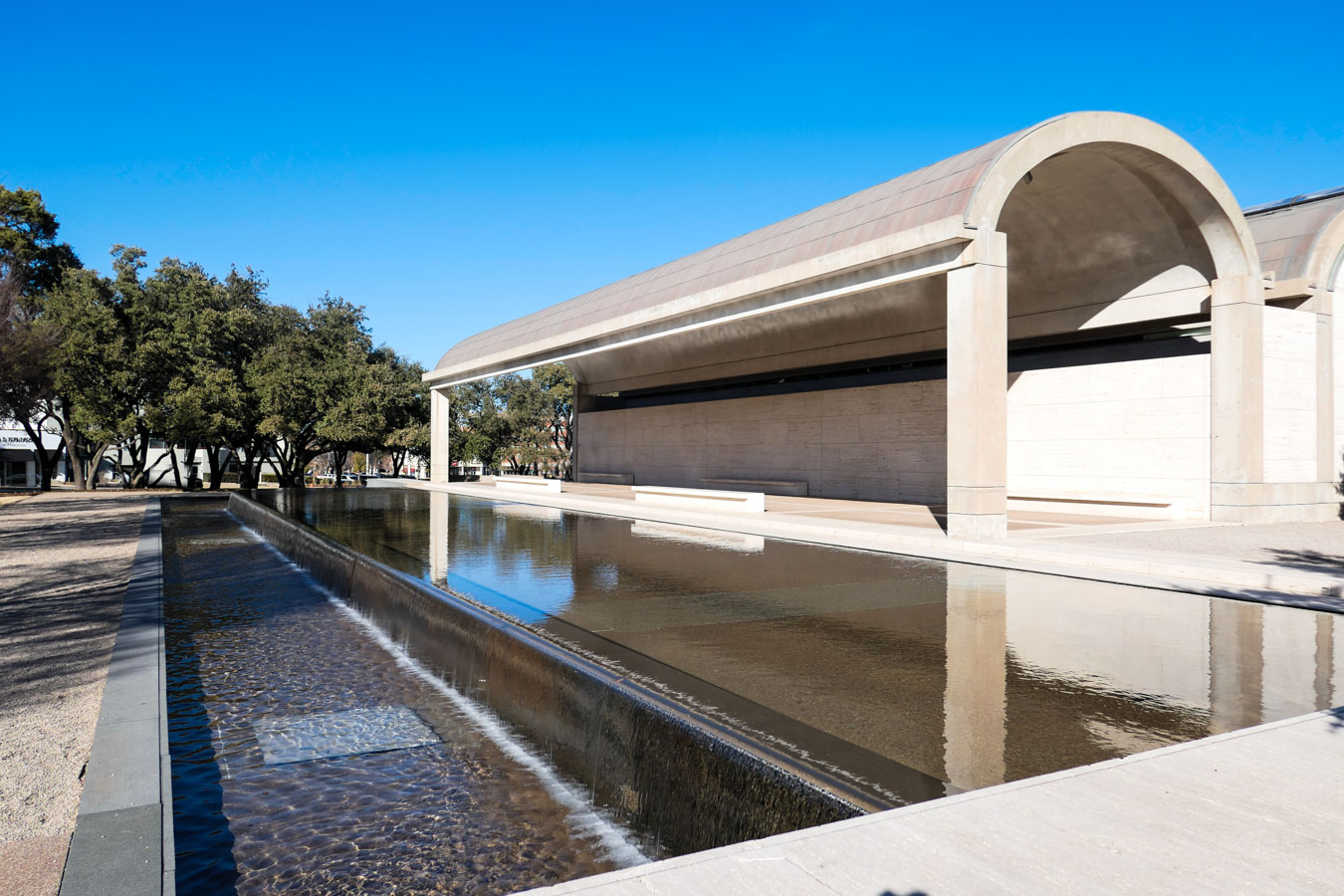 What to Do in Ft. Worth for 1 Day Travel Guide - Where to Eat - Kimbell Museum