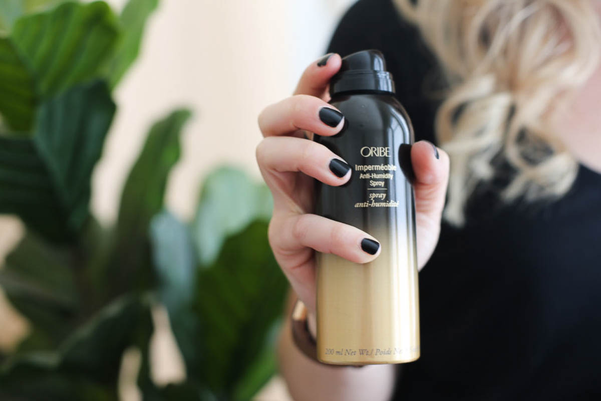 Best Anti-Frizz Spray - Oribe Anti Humidity Spray Review.