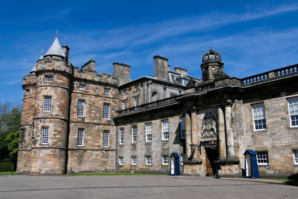 Scotland Palaces + Castles to Visit - Holyrood Palace + Abbey