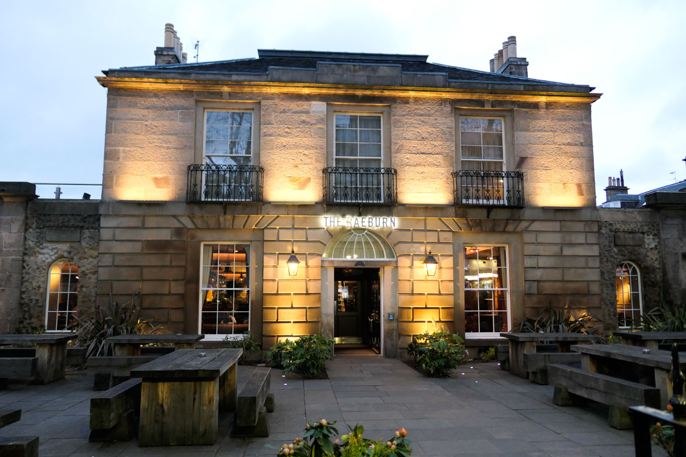 Best Stockbridge Edinburgh Restaurants Travel Guide - Raeburn - Where to Get a Drink