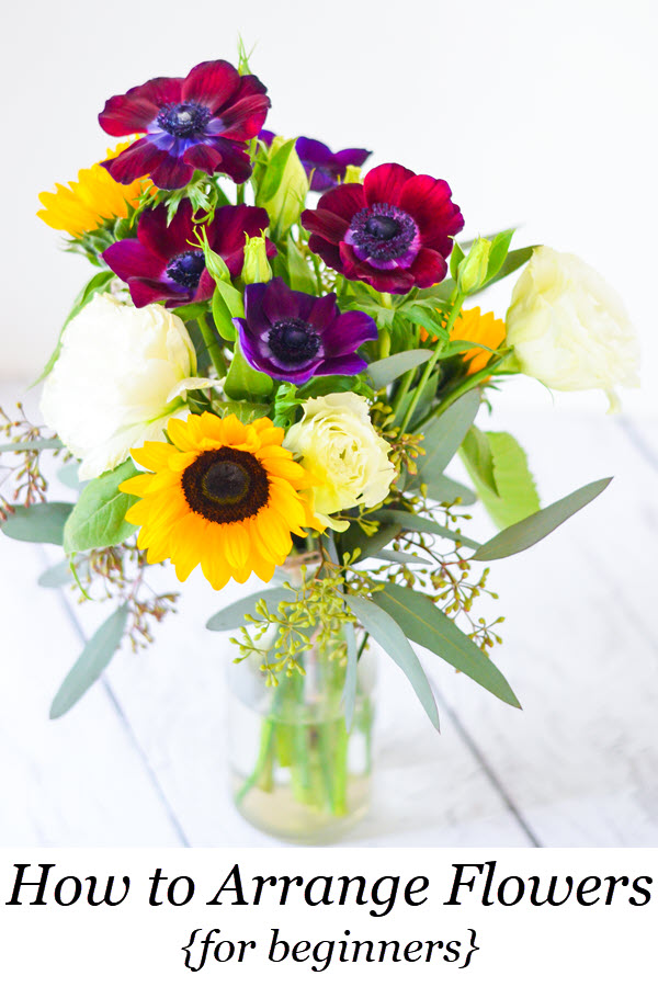 How to Arrange Flowers - Beginners. 10 Tips for Arranging Flowers and a Trip to the Los Angeles Flower Market in Downtown LA. #flowers #floral #flowerarrangement #flowerbouquet #losangeles #dtla #california #homedecor #diy #homesteading