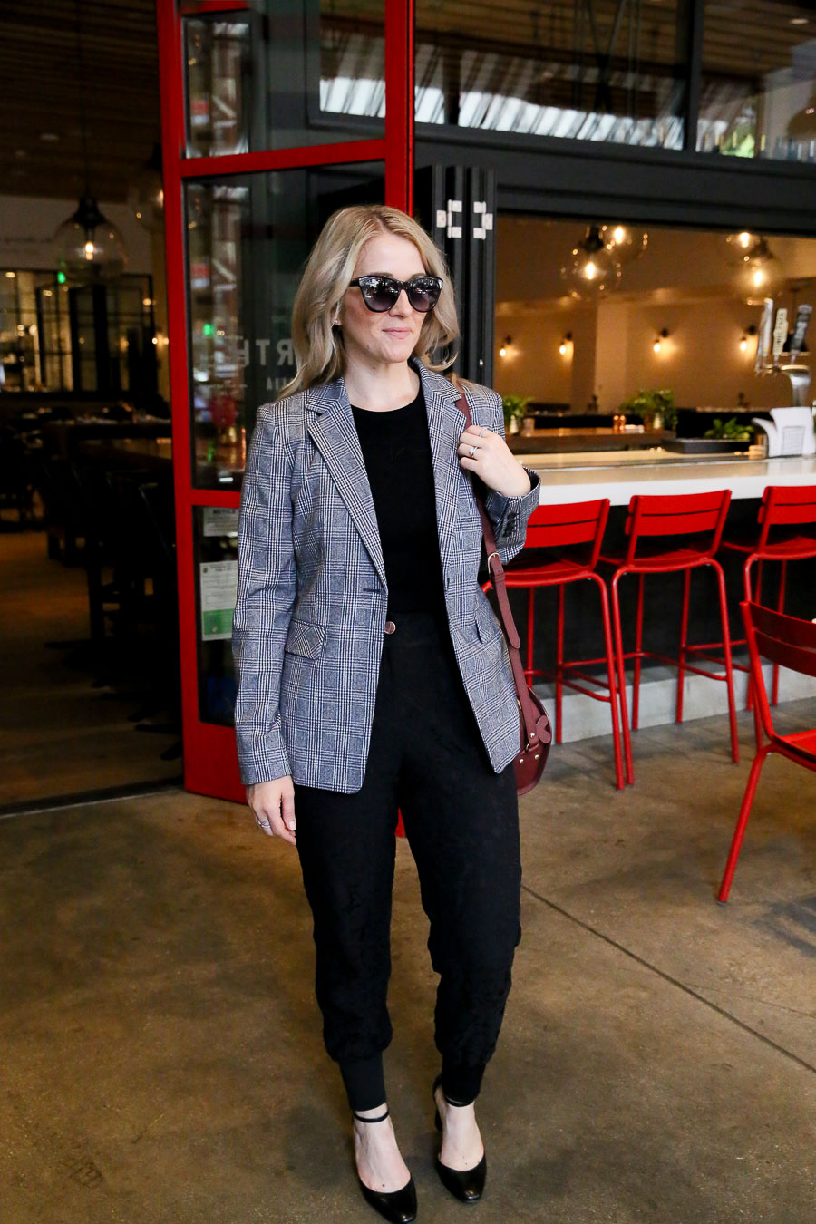 How to Wear Jogger Pants to Work with Plaid Blazer - Fall Outfit Idea