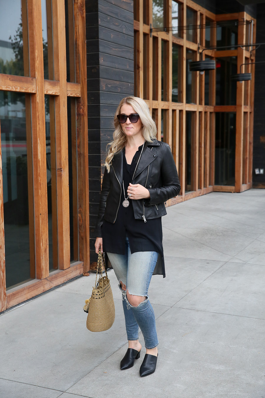 Long Shirts w. Leather Jacket Outfit - Second Hand Online Stores - Eileen Fisher