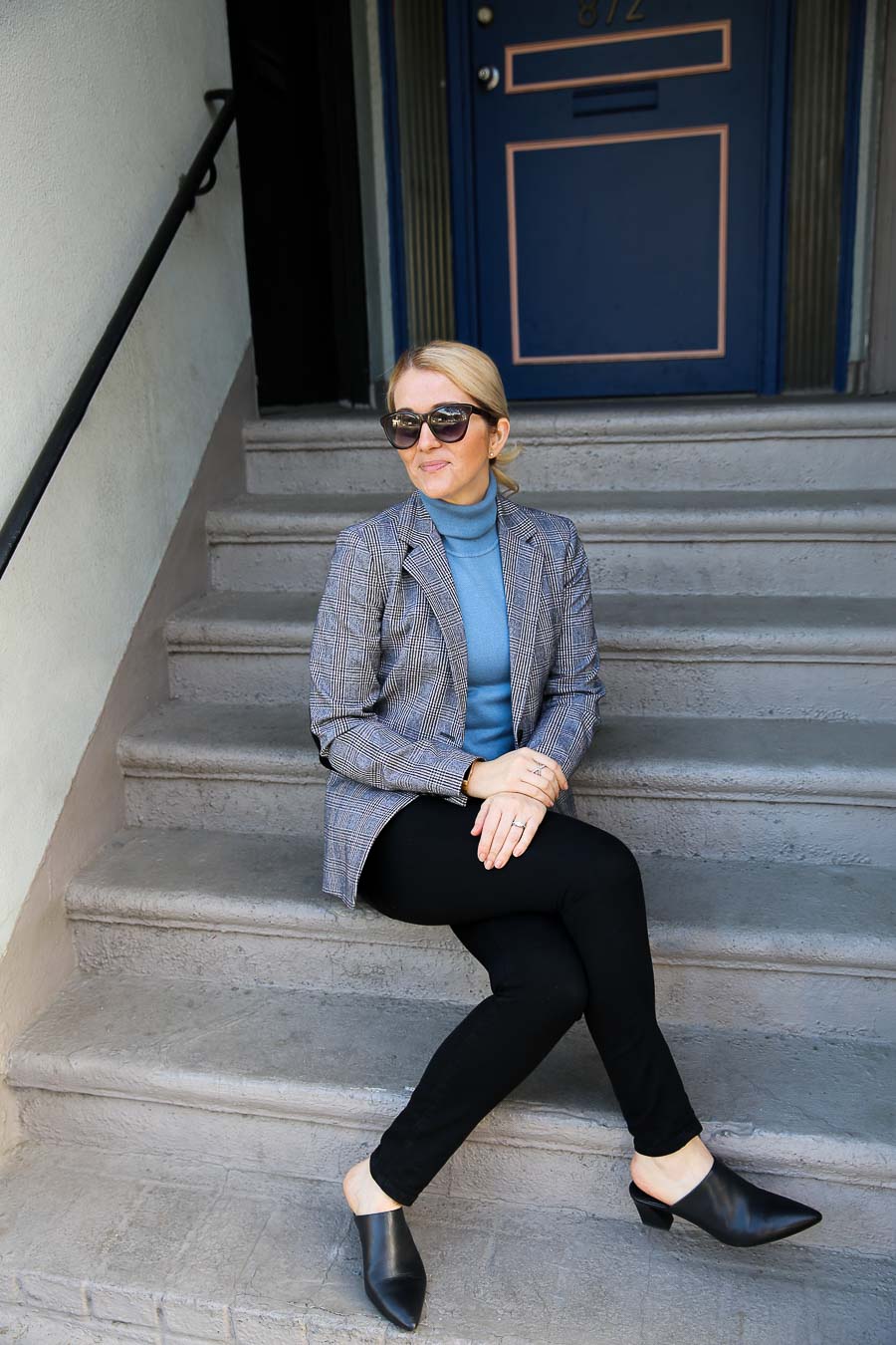 Turtleneck and Blazer Outfit for Women