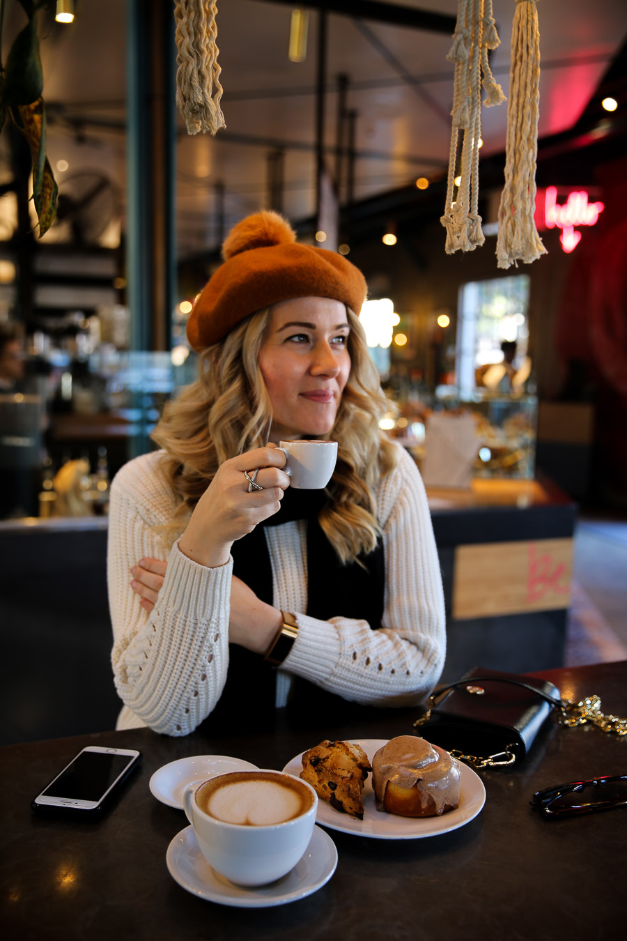 How to Wear a Beret with Pom Pom