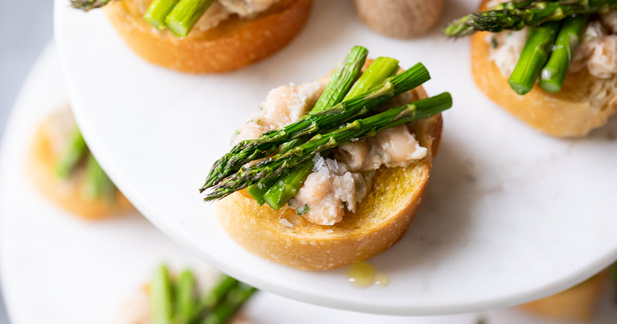 Asparagus Crostini Appetizer