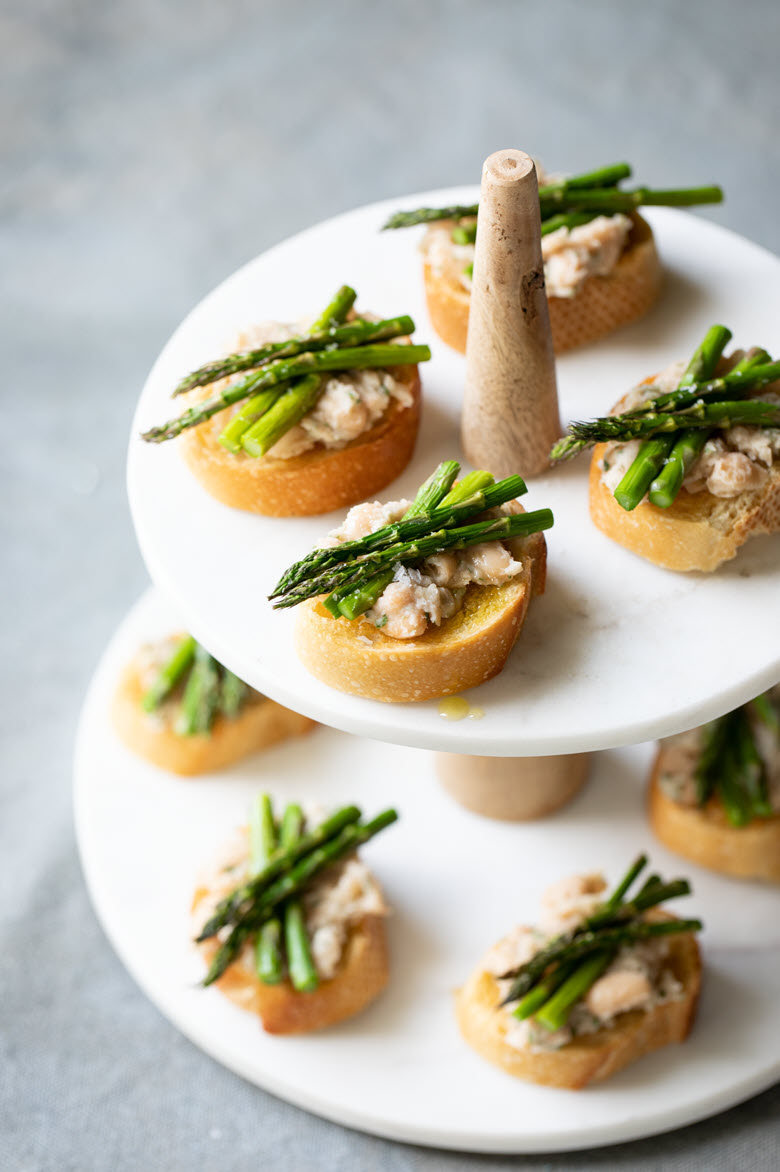 Cold Asparagus Appetizer - Asparagus Crostini