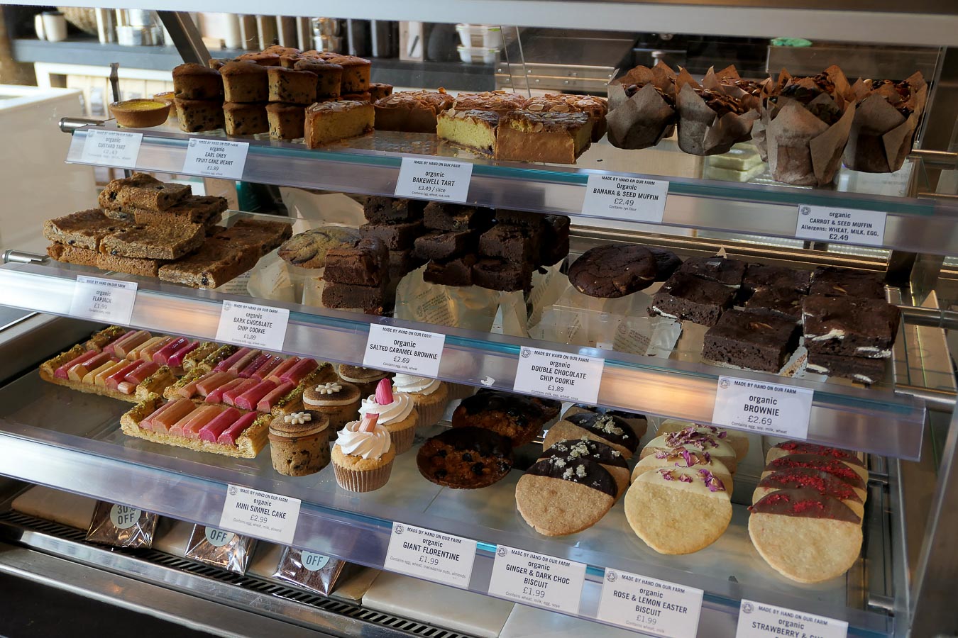 Daylesford Farm Shop + Restaurant - Gloucestershire - Desserts