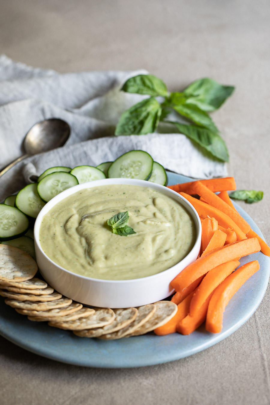 Basil Hummus Appetizer Plate