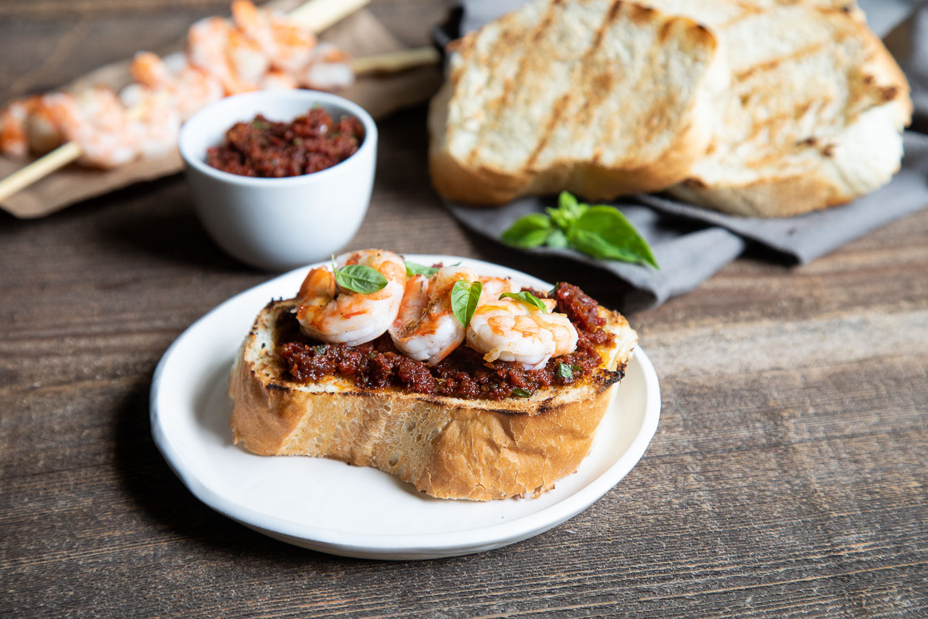 Bread with Grilled Shrimp and Sun Dried Tomato