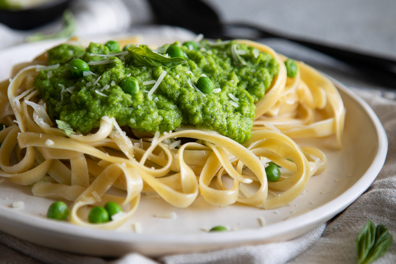 Noodles with Pea Pesto