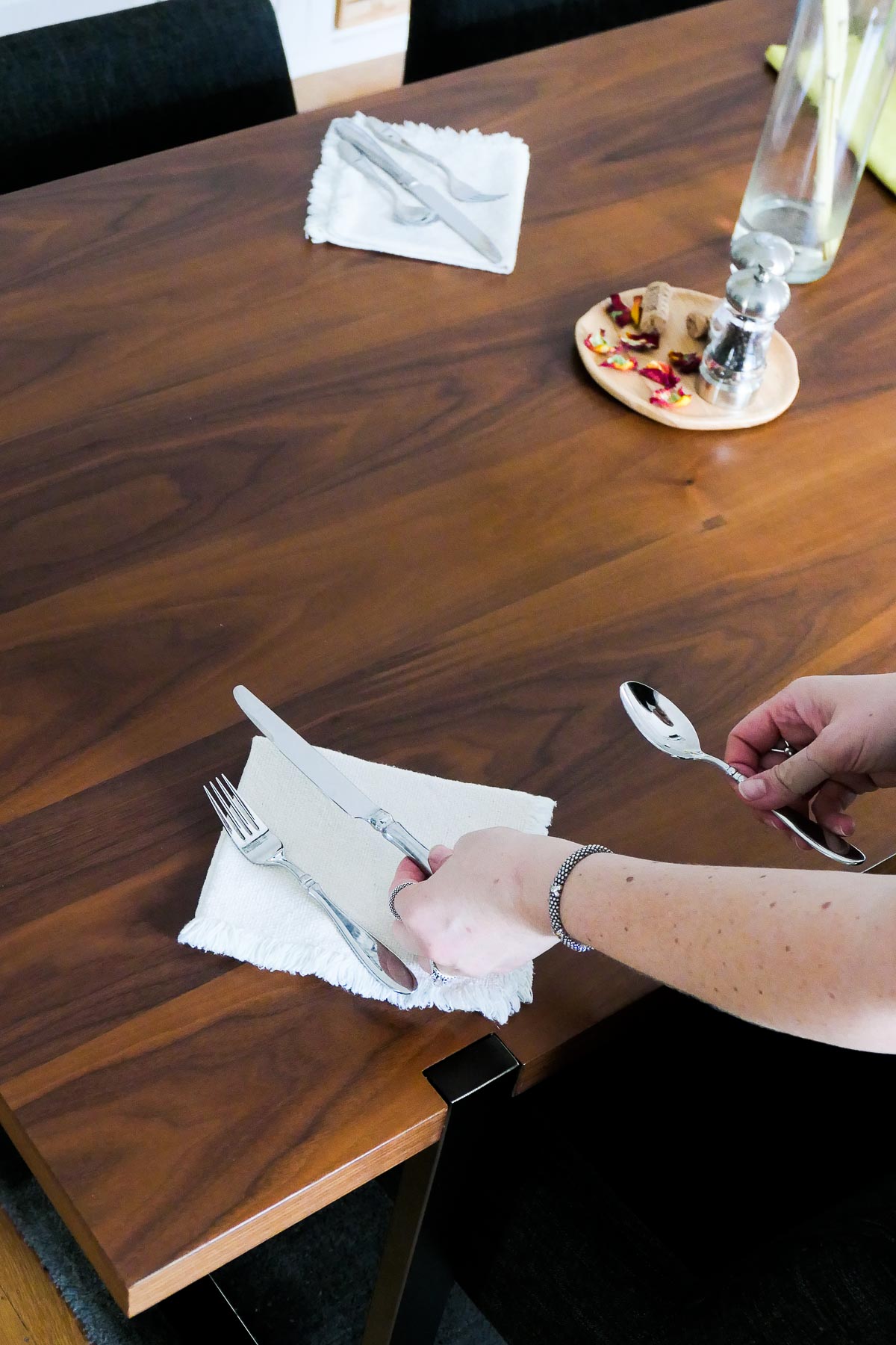 Paper Towel Alternative - Setting the Table