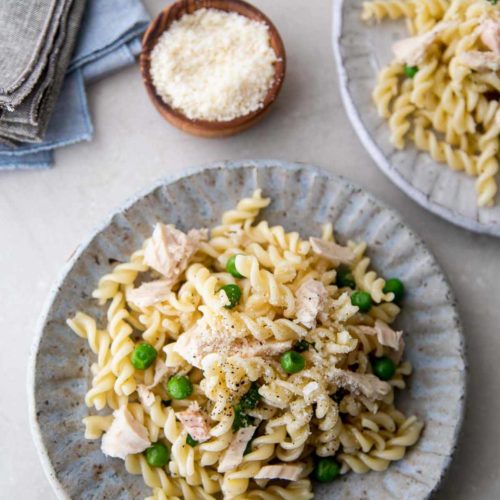 Easy One Pot Pasta With Peas Recipe • Salted Mint