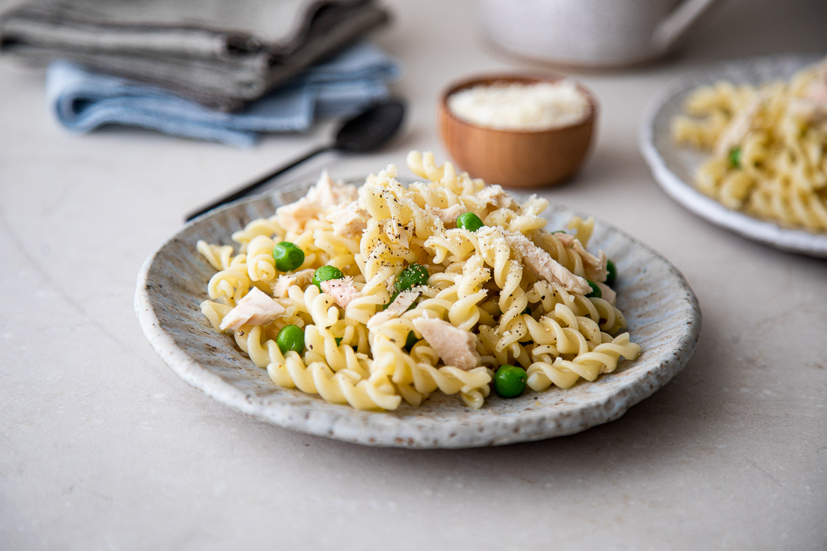 Lemon Tuna Pasta on blue plate