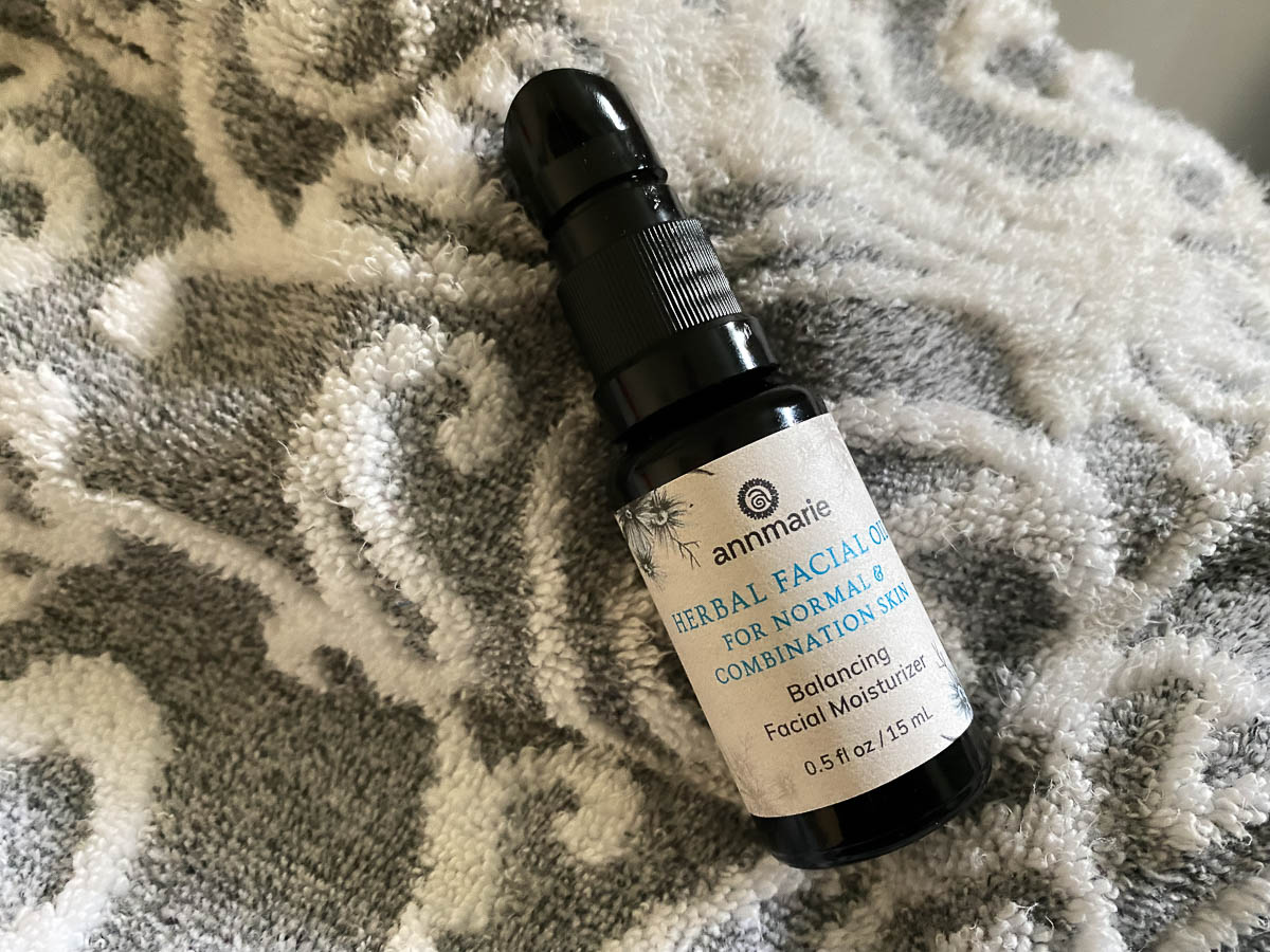 am skincare routine - face oil