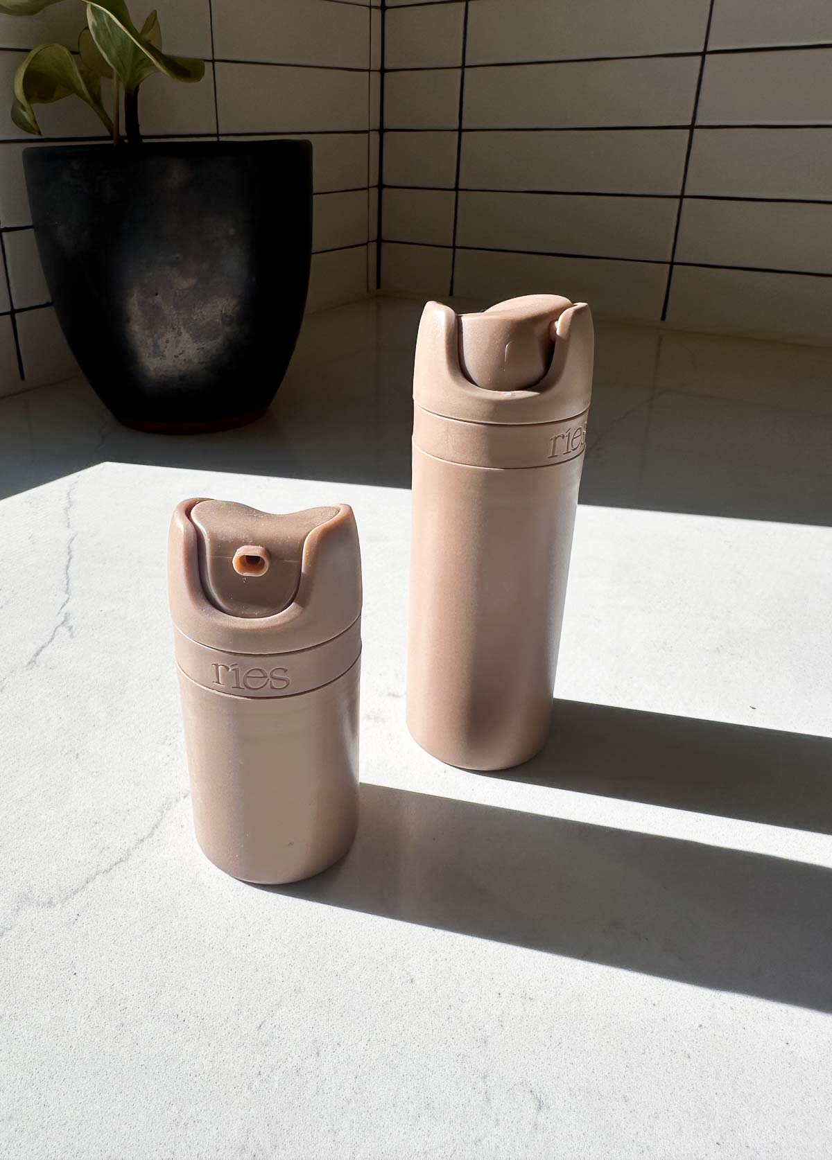 Ries refillable airless pump travel bottles