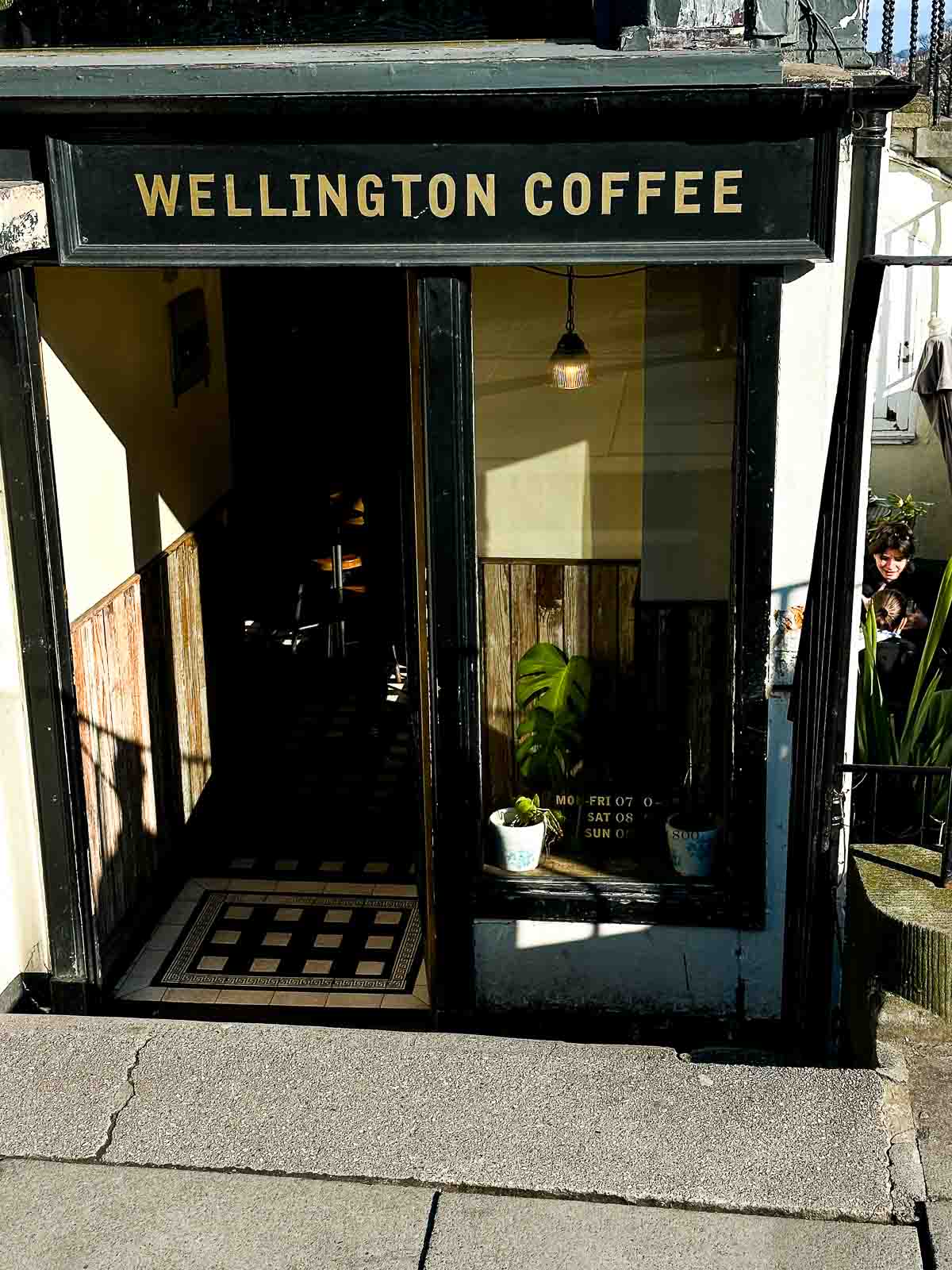 Edinburgh Cafes - Wellington Coffee