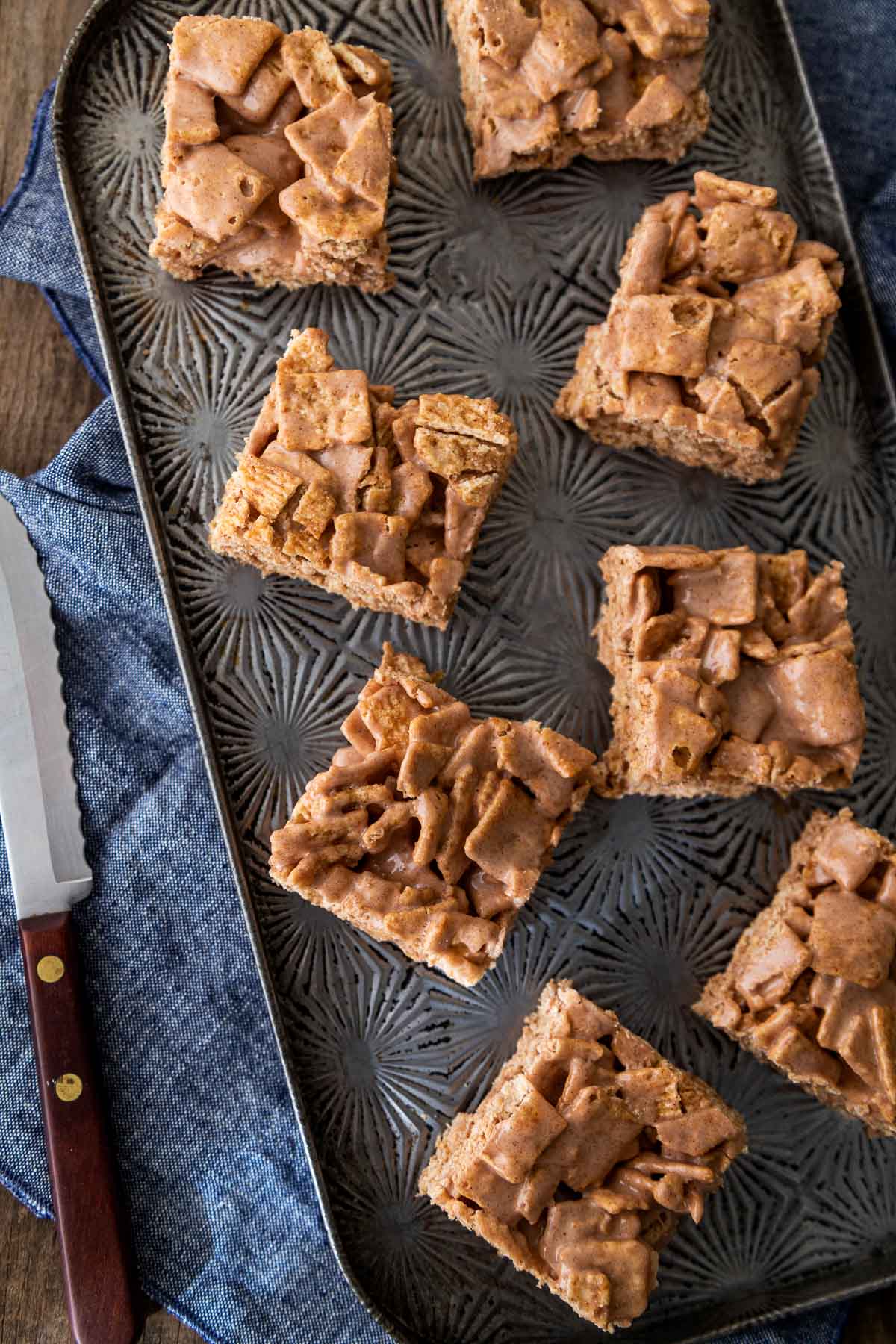 Chocolate Cinnamon Toast Crunch Bars