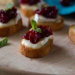 Cranberry Brie Appetizer Toasts