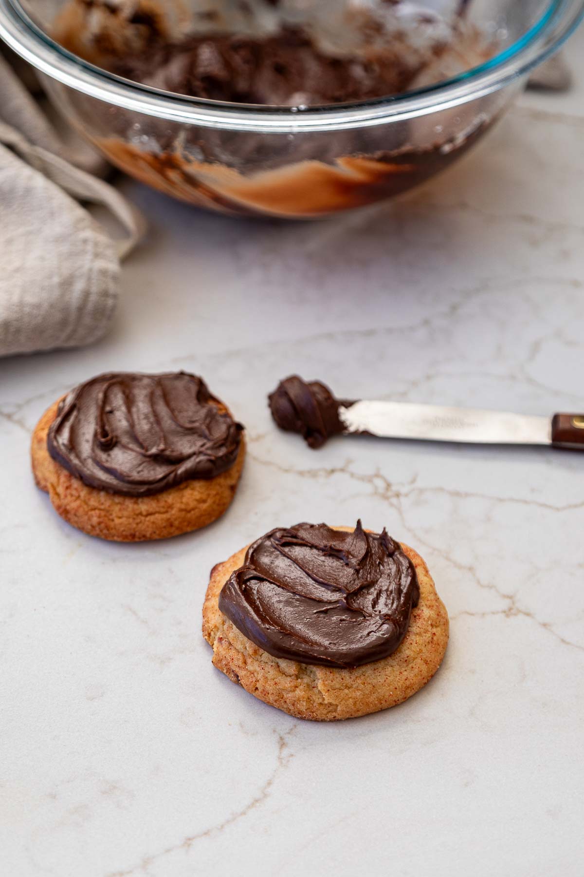 How to Use Chocolate Fudge Frosting