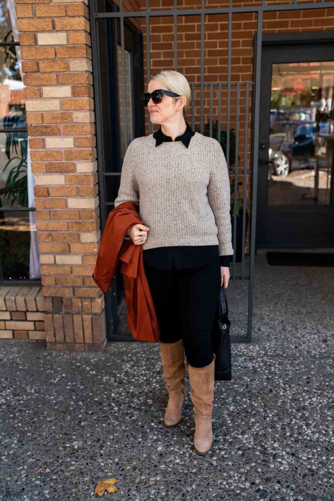 Brown Boots with Black Jeans Outfit for Women