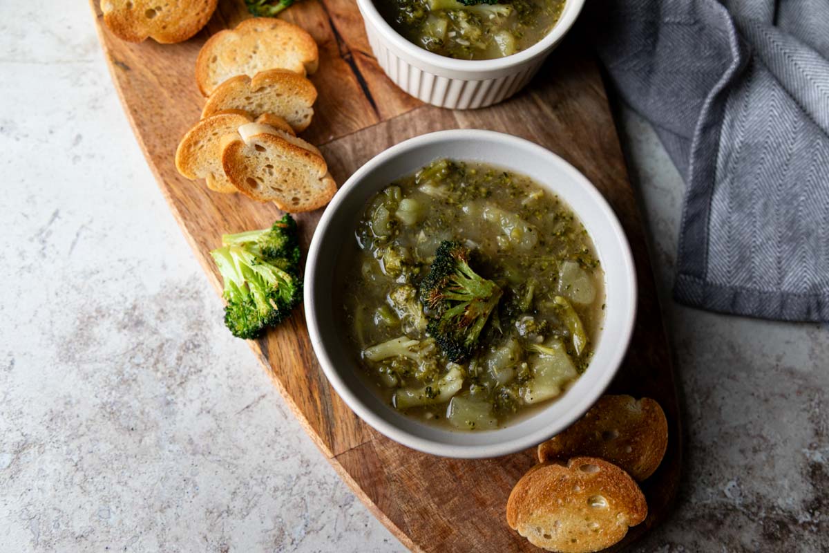 Vegan Broccoli Potato Soup