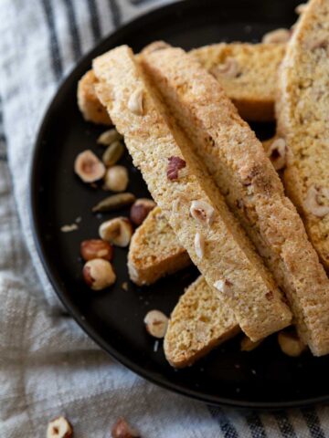 Crunchy Cardamom Cookies