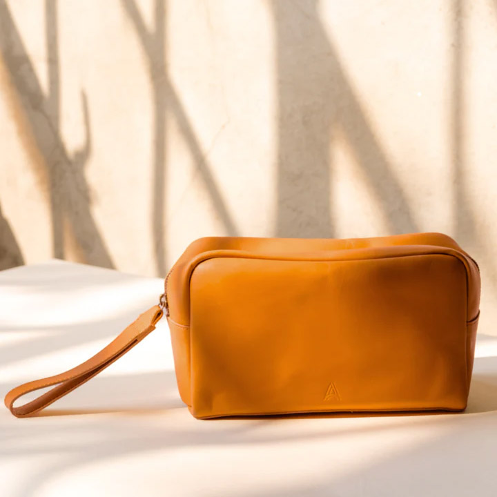 ABLE Brand Clothes - Leather Dopp Kit