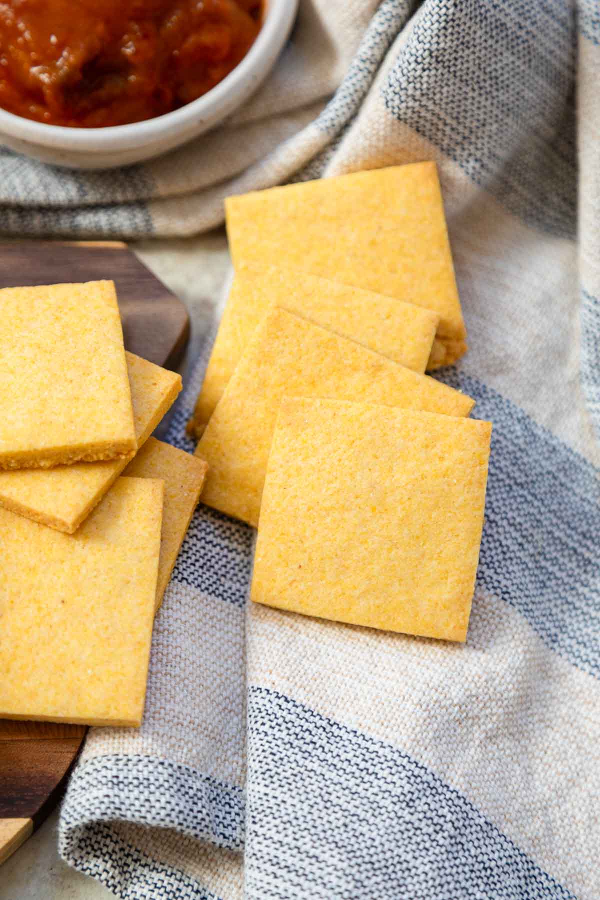 Cornbread Crackers Recipe with Cornmeal