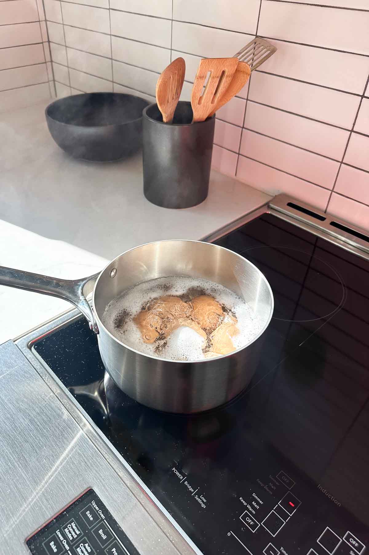 How to Clean Stainless Steel Pans {And Prevent Messes} 3 How to Clean Stainless Steel Pan