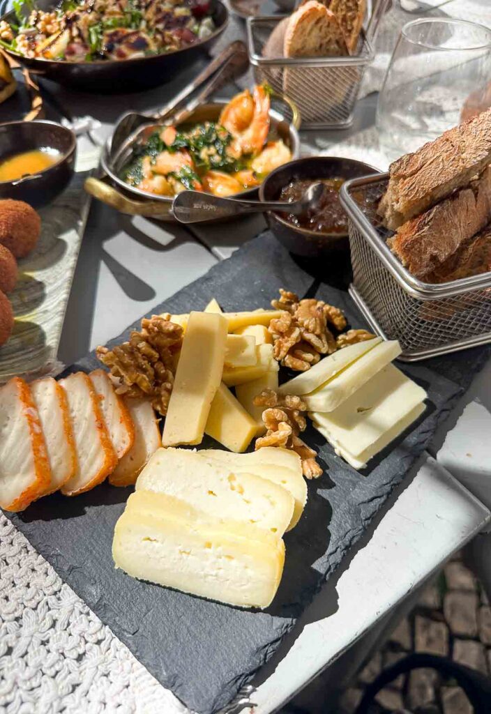 Things to Do in Lisbon - Where to Eat