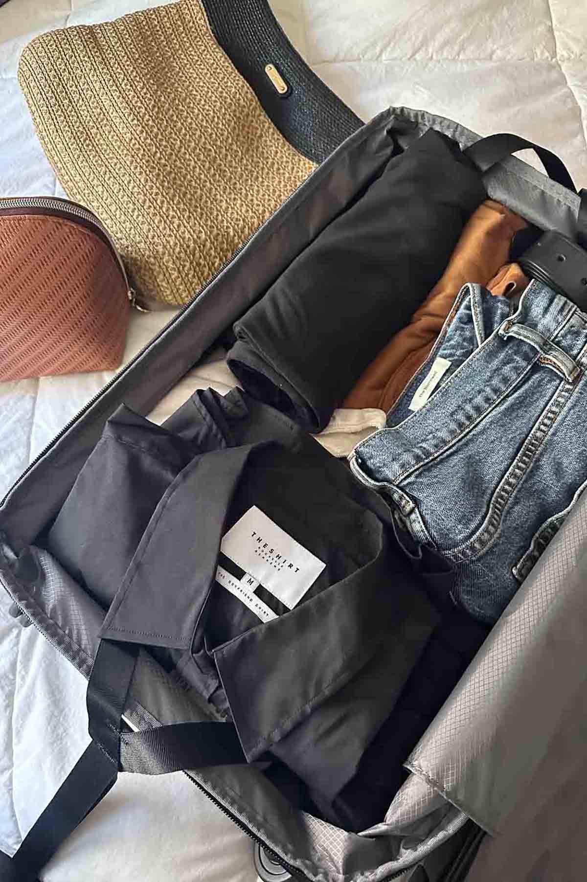 How to Pack Lightly