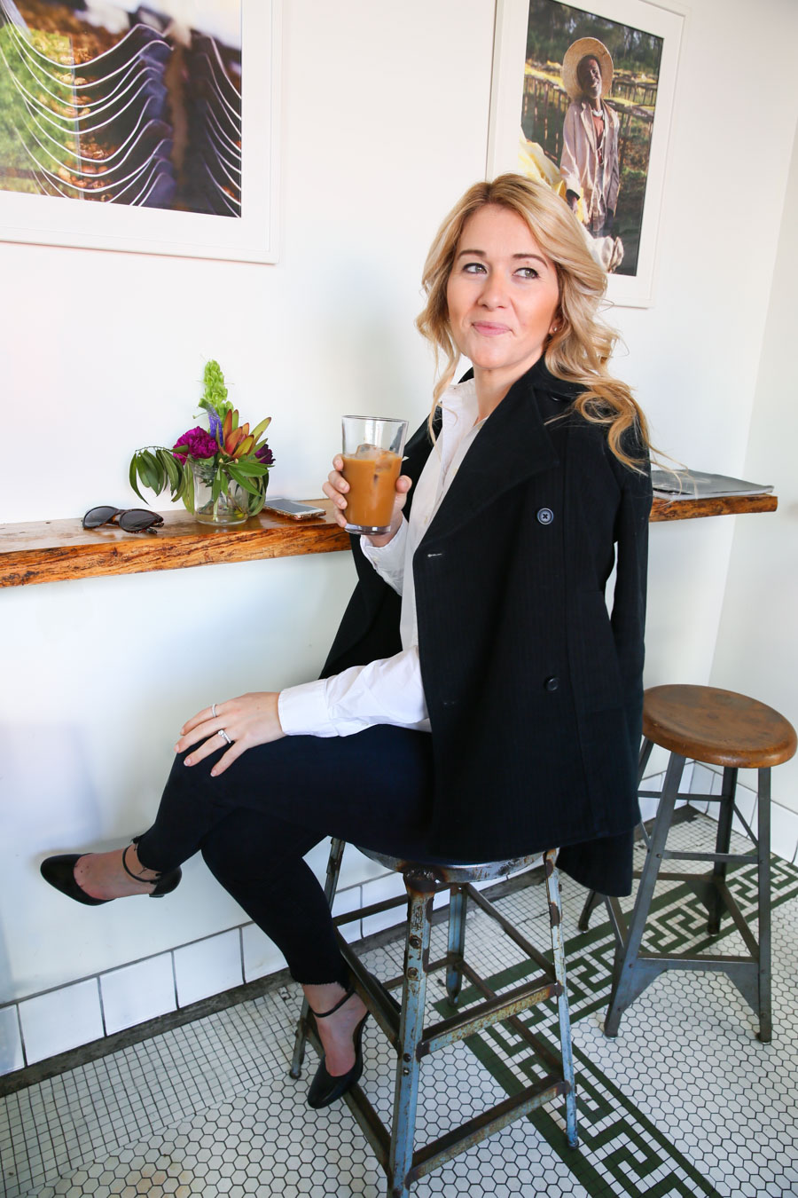 How to Style Dark Blue Jeans