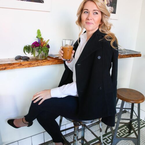 How to Style Dark Blue Jeans